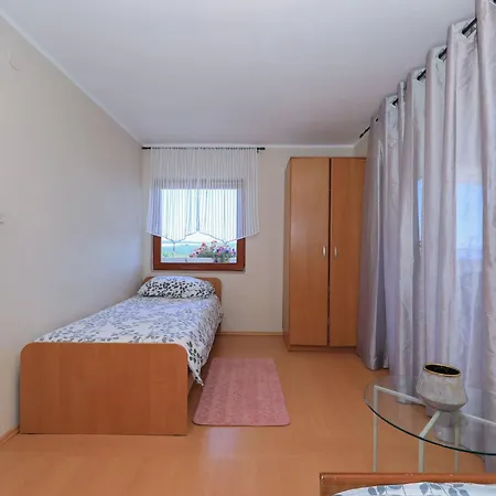 Casa de Férias Antonija Basic