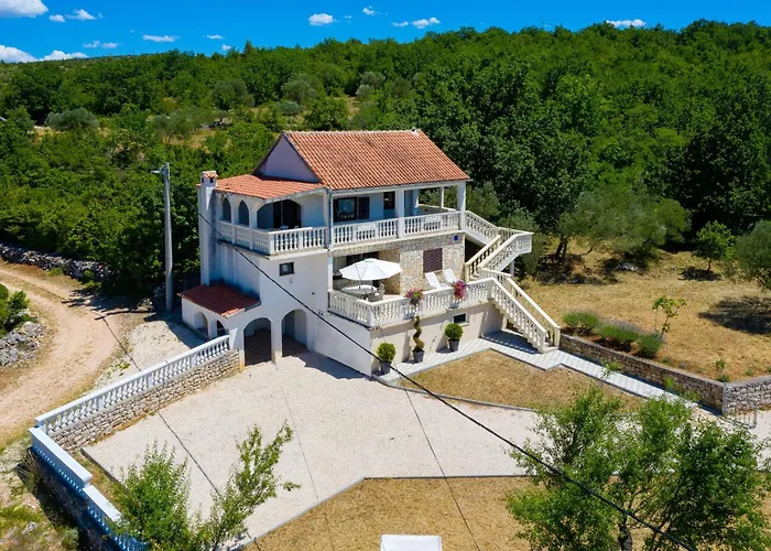 Antonija בית נופש Basic